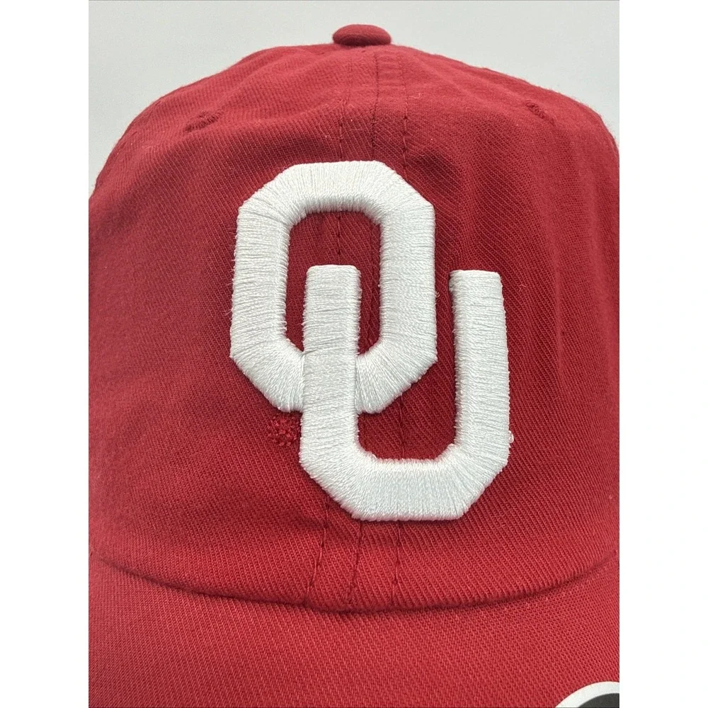 Oklahoma Sooners Men's Top of the World Crimson Staple Adjustable Hat Cap‎